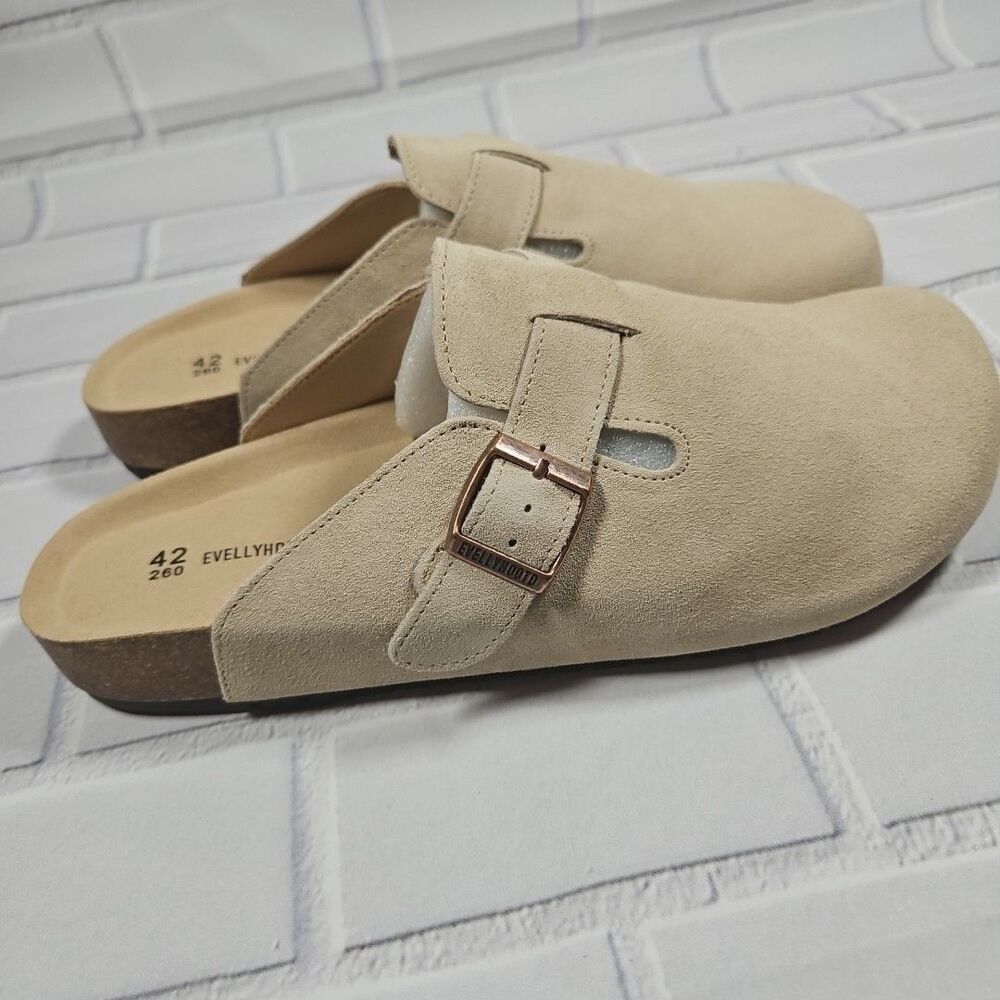 Evellyhootd Clogs brand new womans shoes in box ...apricot color size 10.5